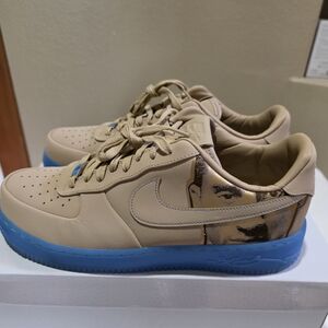 Nike Tan and Blue Athletic Shoes